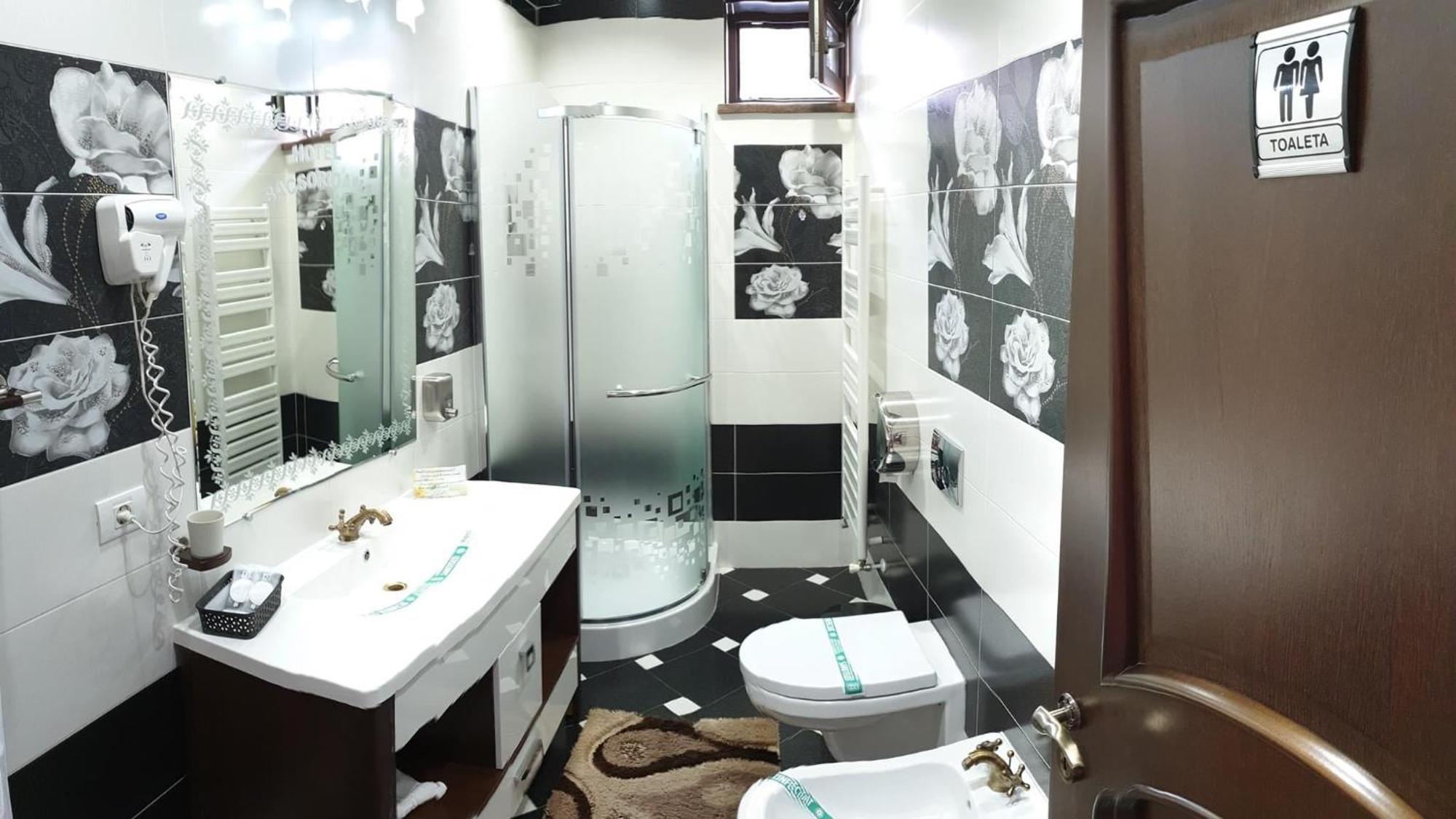 Hotel Bacsoridana Tecuci المظهر الخارجي الصورة